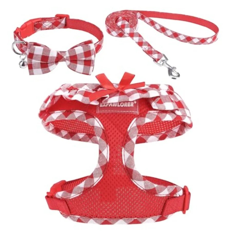 Mincy Pets Step-In Mesh Dog Harness Collar & Leash Set product photo.