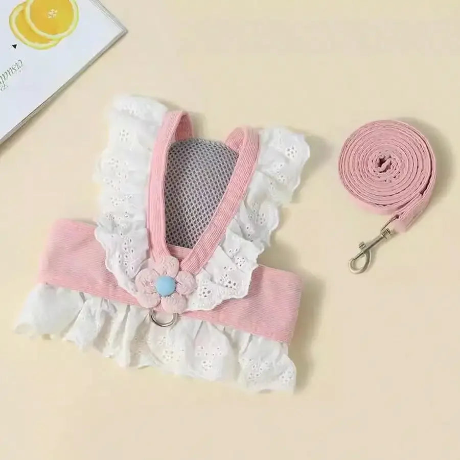 Floral Lace Pet Harness Dress with Matching Leash, Ruffle Princess Style, Breathable Fabric. Cute decorative outfit for small dogs and cats, comfortable walking harness for outdoor strolls, photo shooting and daily wearing