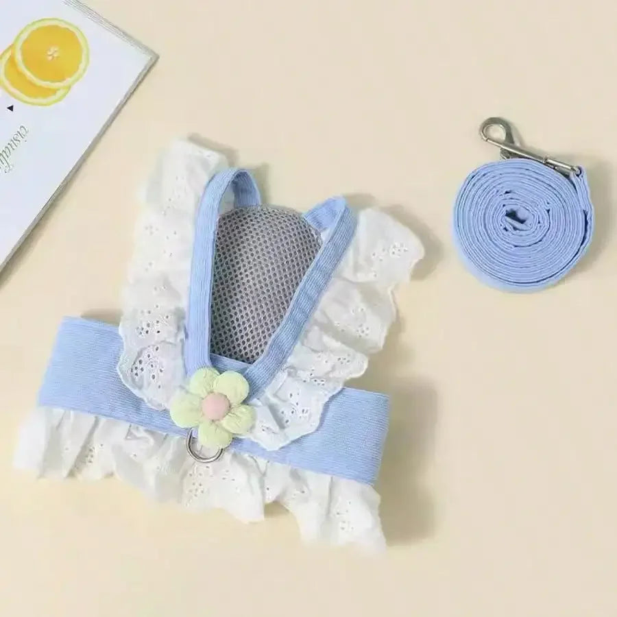 Floral Lace Pet Harness Dress with Matching Leash, Ruffle Princess Style, Breathable Fabric. Cute decorative outfit for small dogs and cats, comfortable walking harness for outdoor strolls, photo shooting and daily wearing
