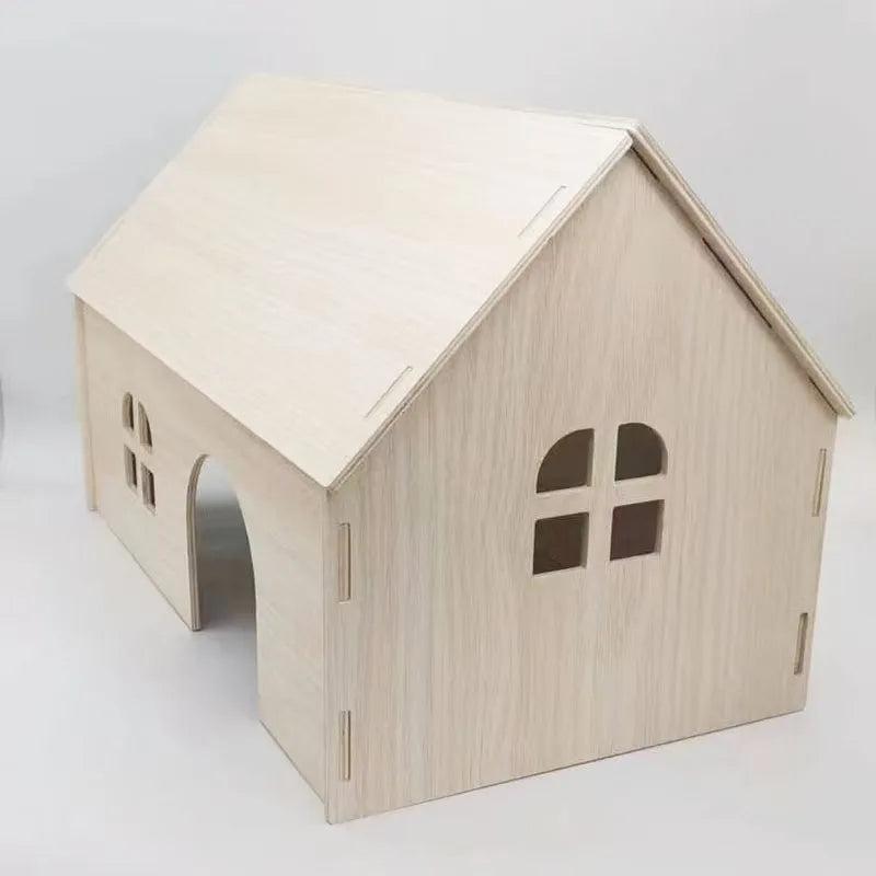 Best-selling oversized wooden guinea pig and small animal hiding spots - Totoro wooden nest, wooden house, devil squirrel house