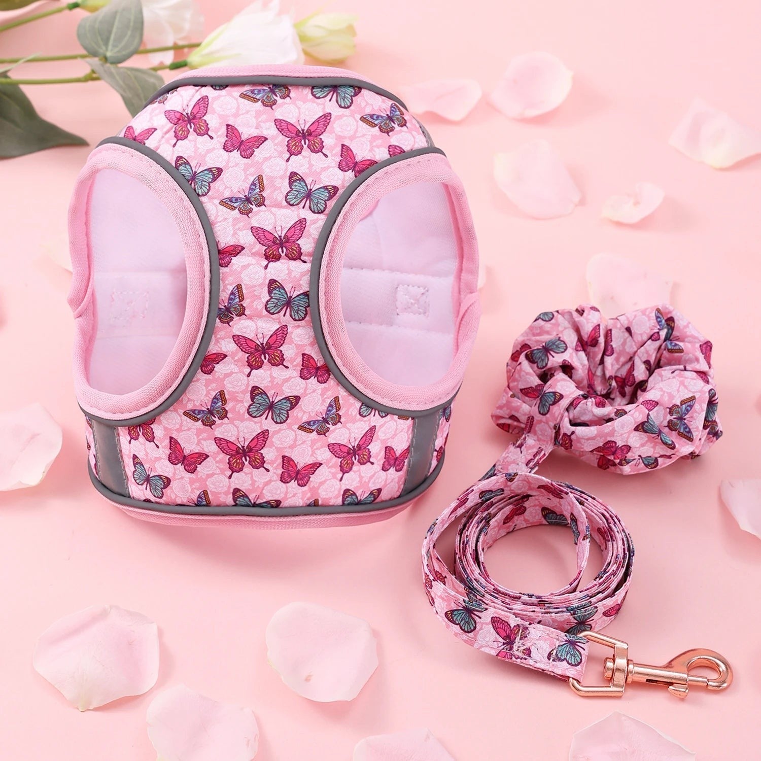 Mincy Pets Soft Adjustable Dog & Cat Vest Harness Set product photo.