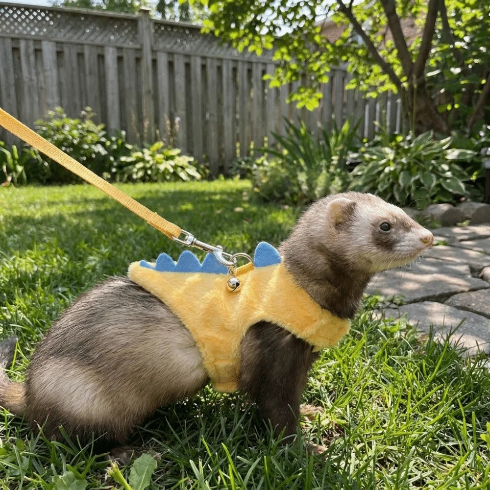 Adjustable Ferret Vest Harness Dinosaur Shape Escape-Proof Pet Traction Rope Comfortable with Bell Guinea Pig Safety Vest
